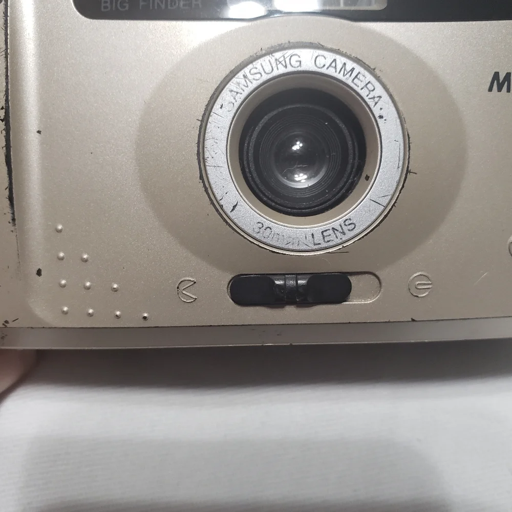 Samsung Maxima 20S 35mm Camera